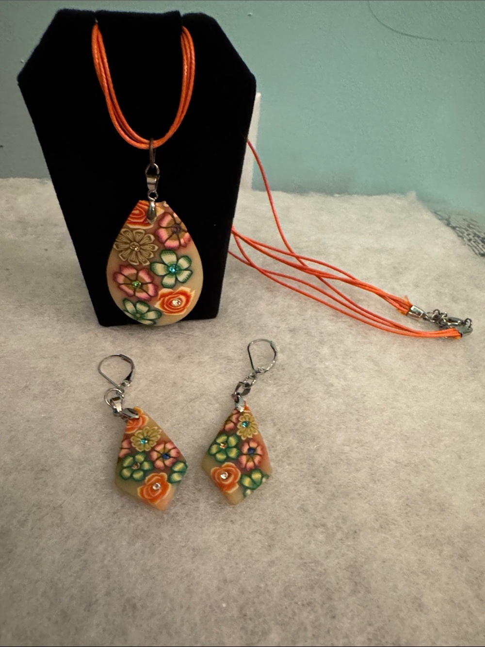 Handcrafted Orange Floral Pendant Necklace and Earring Set